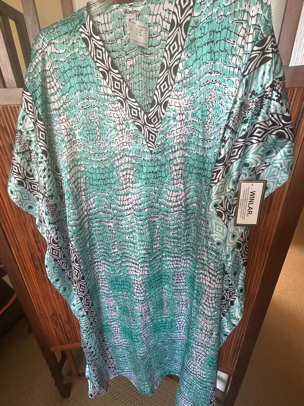 Winlar Vintage Turquoise, White  & Black snakes skin Patterned V-Neck Caftan